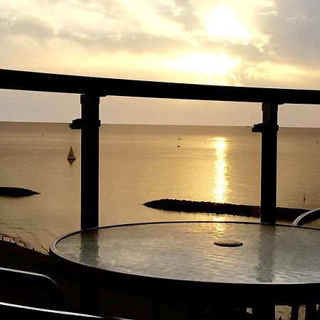 Raphael Apartments Herzliya Bagian luar foto