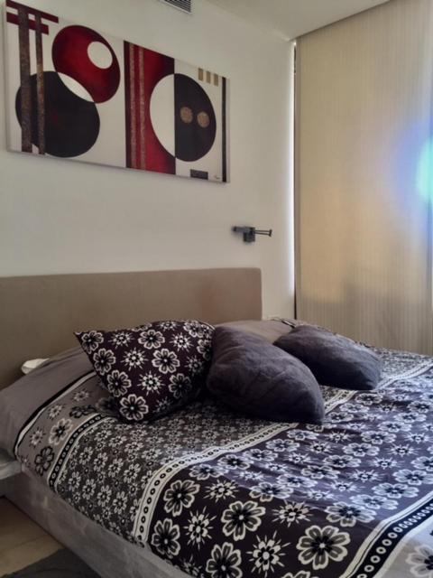 Raphael Apartments Herzliya Bagian luar foto